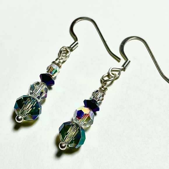 Swarovski Crystal Aurora Borealis Earring Brilliant high quality. SS - Picture 3 of 5